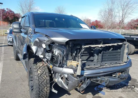 2018 Nissan Titan Platinum Reserve/Pro-4X/S/Sl/Sv z USA, uszkodzony, nr VIN 1N6AA1E57JN522816